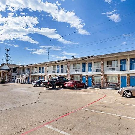 Motel 6 Fort Worth - Northside Buitenkant foto