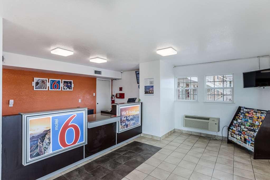 Motel 6 Fort Worth - Northside Interieur foto