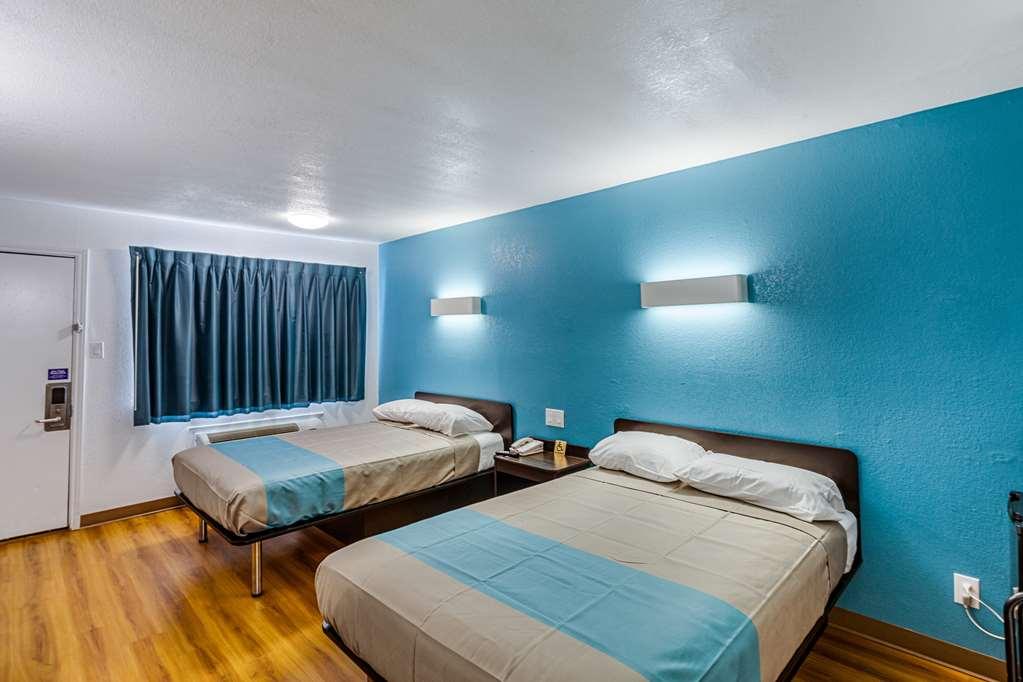 Motel 6 Fort Worth - Northside Kamer foto