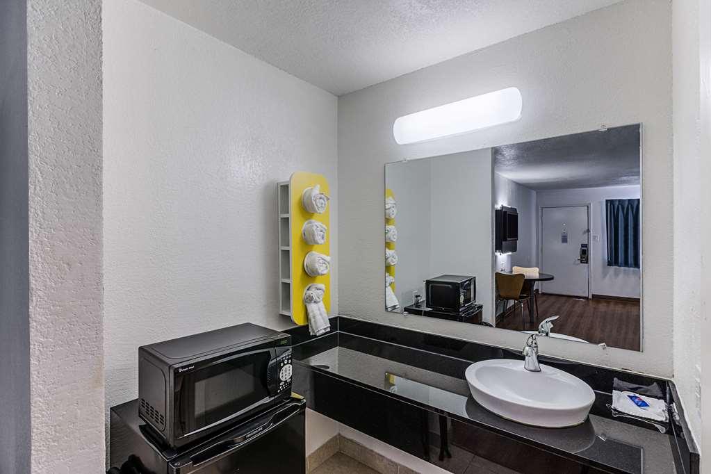 Motel 6 Fort Worth - Northside Kamer foto