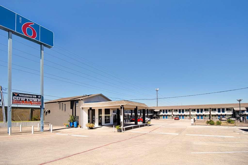 Motel 6 Fort Worth - Northside Buitenkant foto