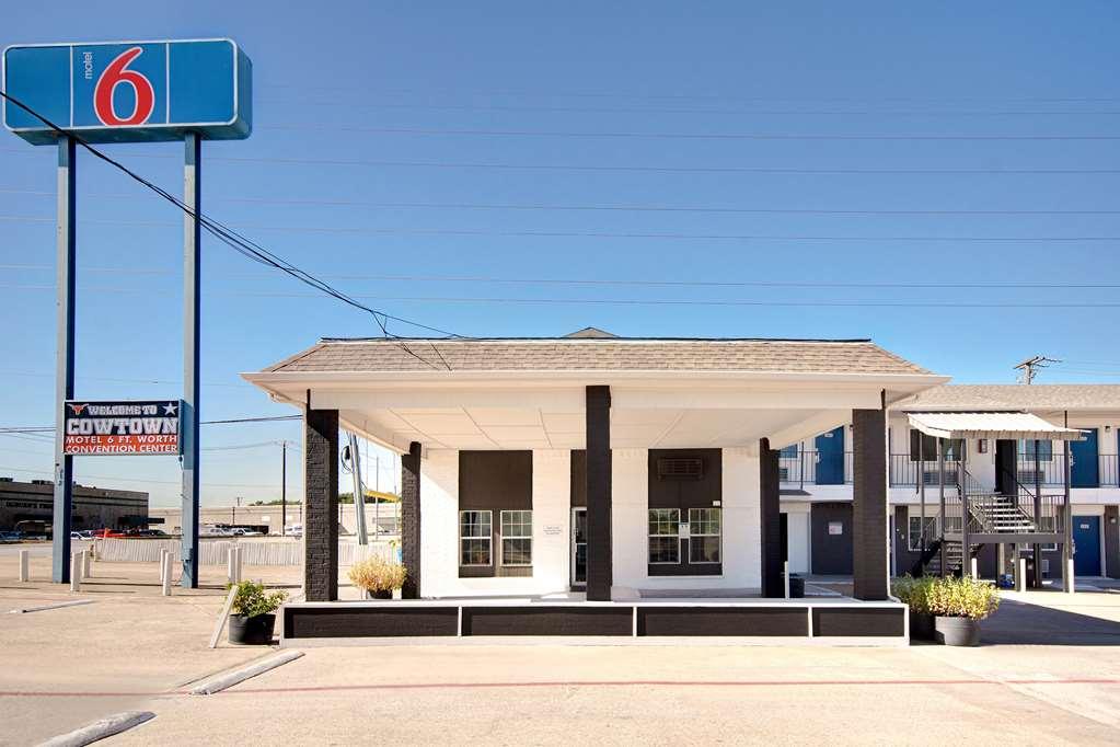 Motel 6 Fort Worth - Northside Buitenkant foto