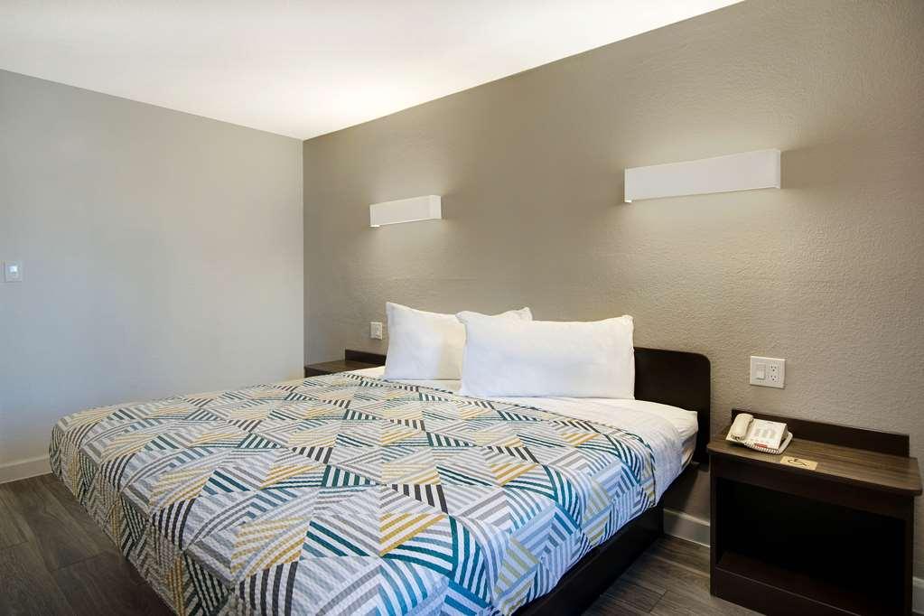 Motel 6 Fort Worth - Northside Kamer foto